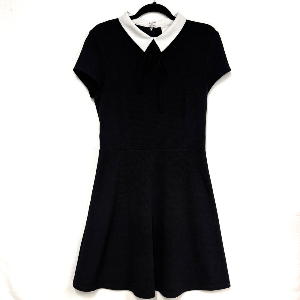 Pappagallo Black Knit Dress Size 6 White Collar Fit & Flare Wednesday Addams